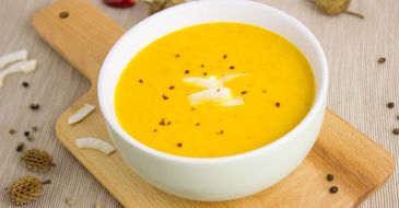 Hvordan laver man suppe fra bunden